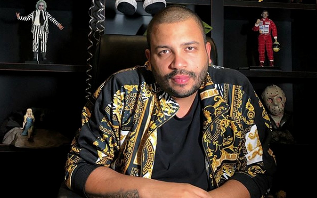 "Eu sinto que nem todos conseguem enxergar que nós somos fãs de rap assim como vocês" - comenta Projota