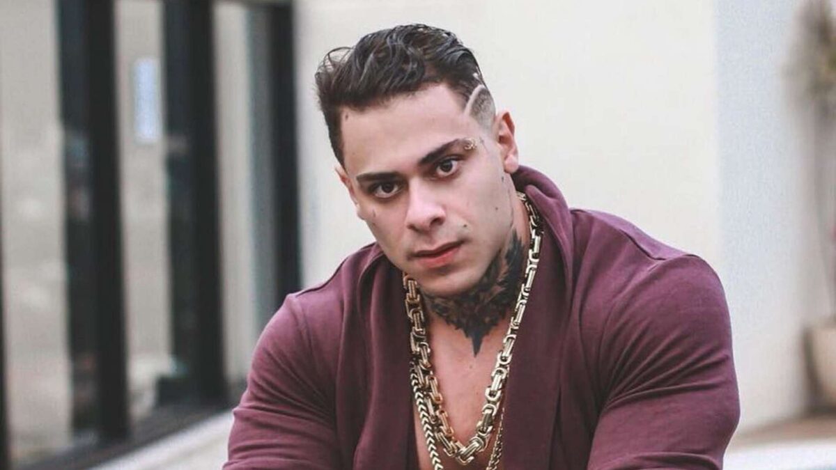 Léo Stronda critica cena atual: "É muita bandidagem e gang gang brow"