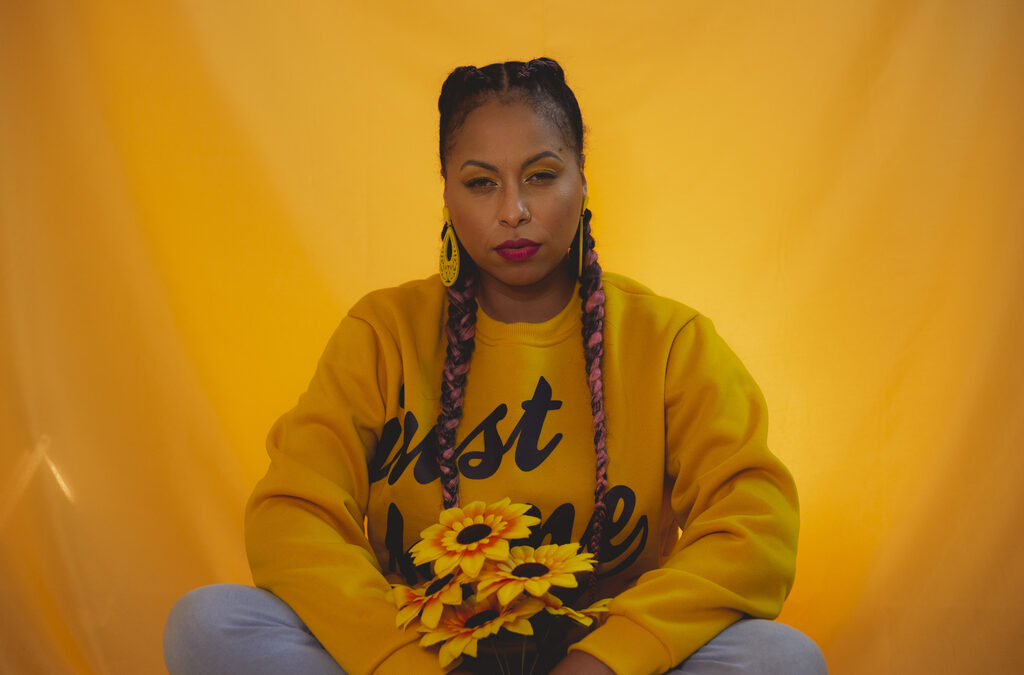 AYA aborda sobre saúde mental, em novo videoclipe "A Verdade"