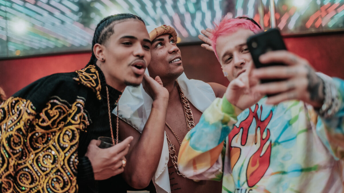 Ryan Realcria, xamã e longbeatz, um milhão de visualizações
