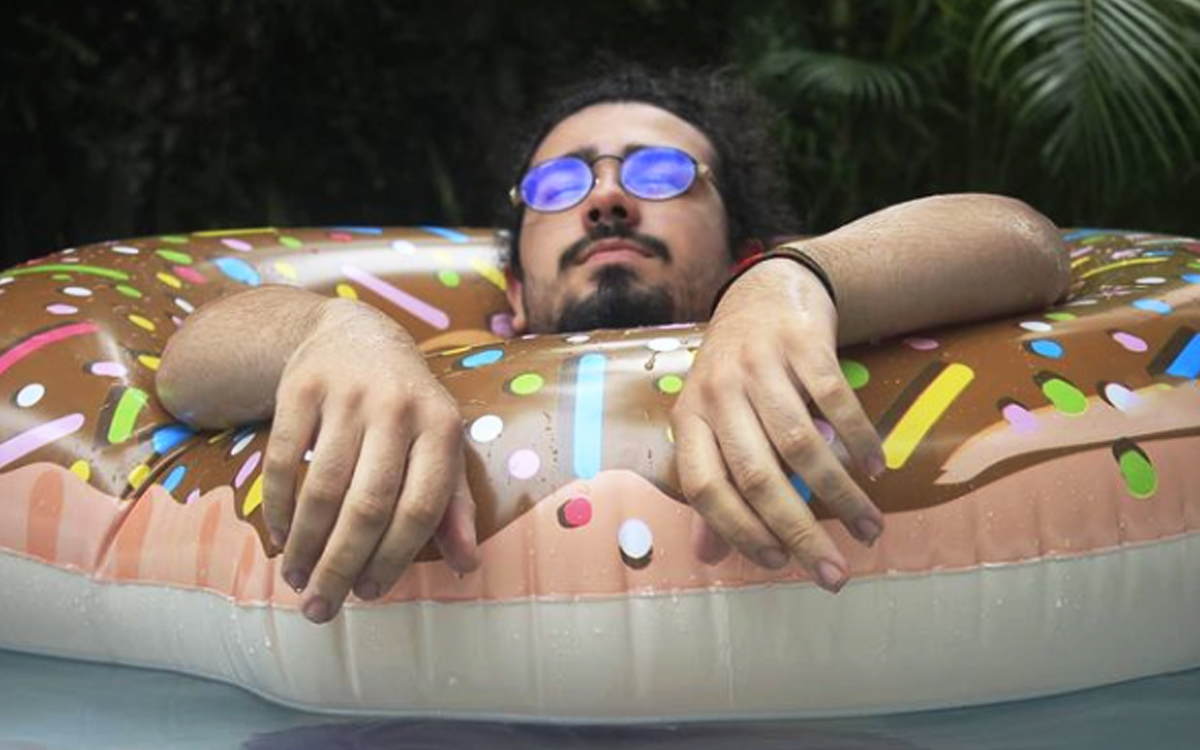 Conheça o produtor e compositor Calado Beats