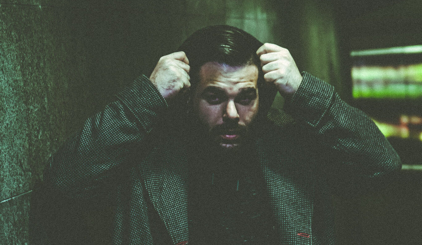 Masked Wolf celebra sucesso do single "Astronaut In The Ocean"