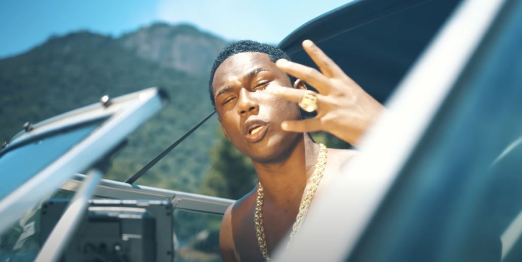 MC Negão da BL enaltece amor por sua família em novo videoclipe 'Periferia', com produção de Kevin O Chris