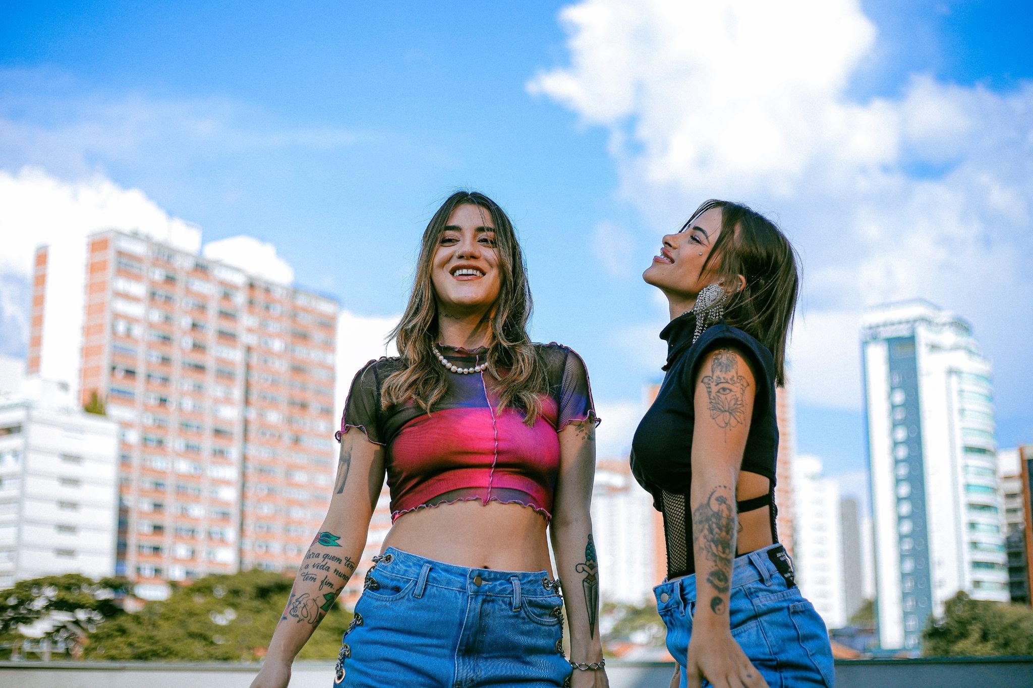 Com participação de Cynthia Luz, Mariah Denaro lança novo single "Me Leva"