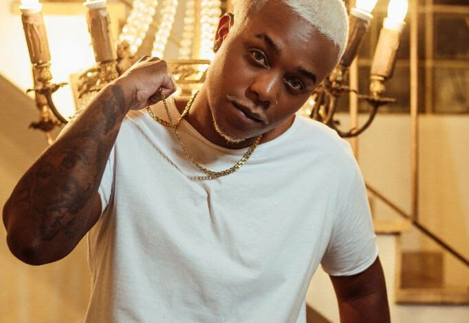 Com sonoridade R&B, Lukinhas aposta em clima de romance no clipe do single inédito "Passo Mal" nesta sexta (07)