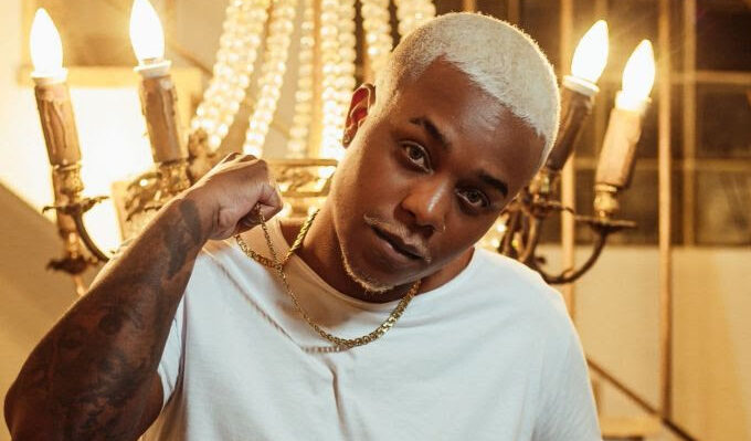 Com sonoridade R&B, Lukinhas aposta em clima de romance no clipe do single inédito "Passo Mal" nesta sexta (07)