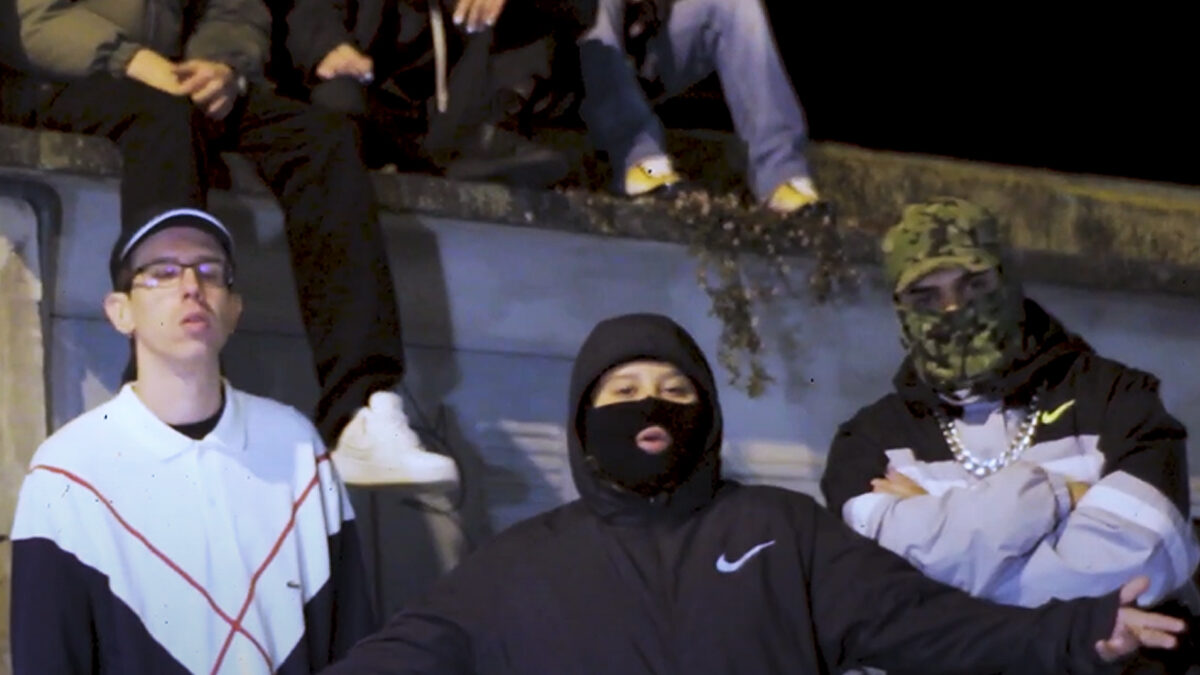P.B.O, Killa Bi e AmandesNoBeat se unem na faixa "Normal", que marca o primeiro Grime da rapper no cenário nacional