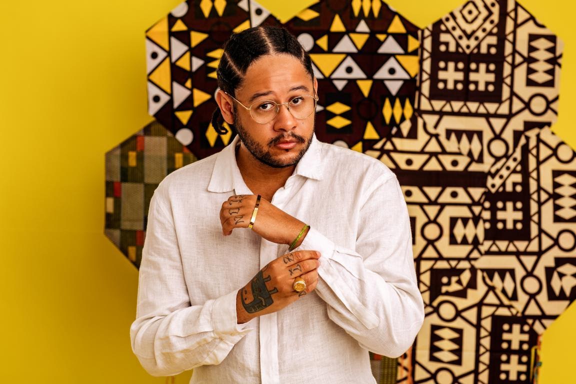 Emicida, Tuyo, MC Marks e Jéssica Caitano estão no festival Atlas das Juventudes, que acontece de forma online e gratuita entre os dias 09 e 12 de junho