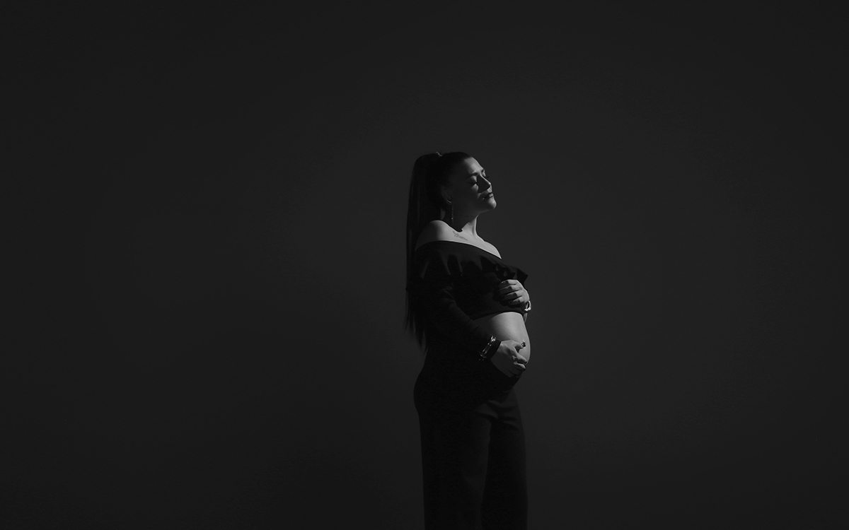 Cynthia Luz lança novo single chamado AINDA É VERÃO, surpreendendo a todos anunciando sua nova fase como mãe