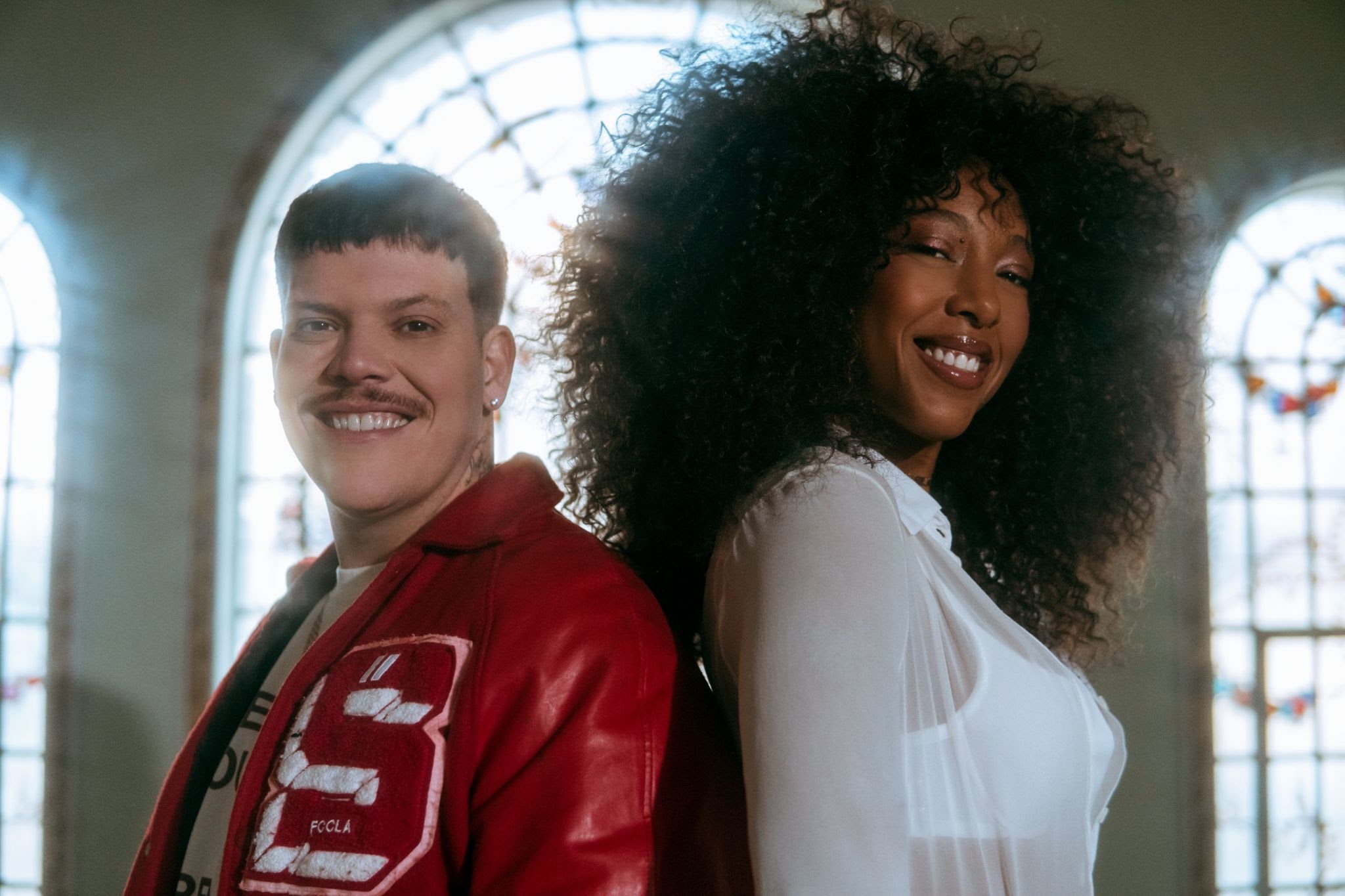 Negra Li lança em parceria com o cantor Ferrugem, o clipe "Eu Preciso Ir"