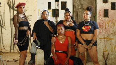Coletivo feminino de hip hop Fenda faz um desabafo violento, com o single "Tenta"