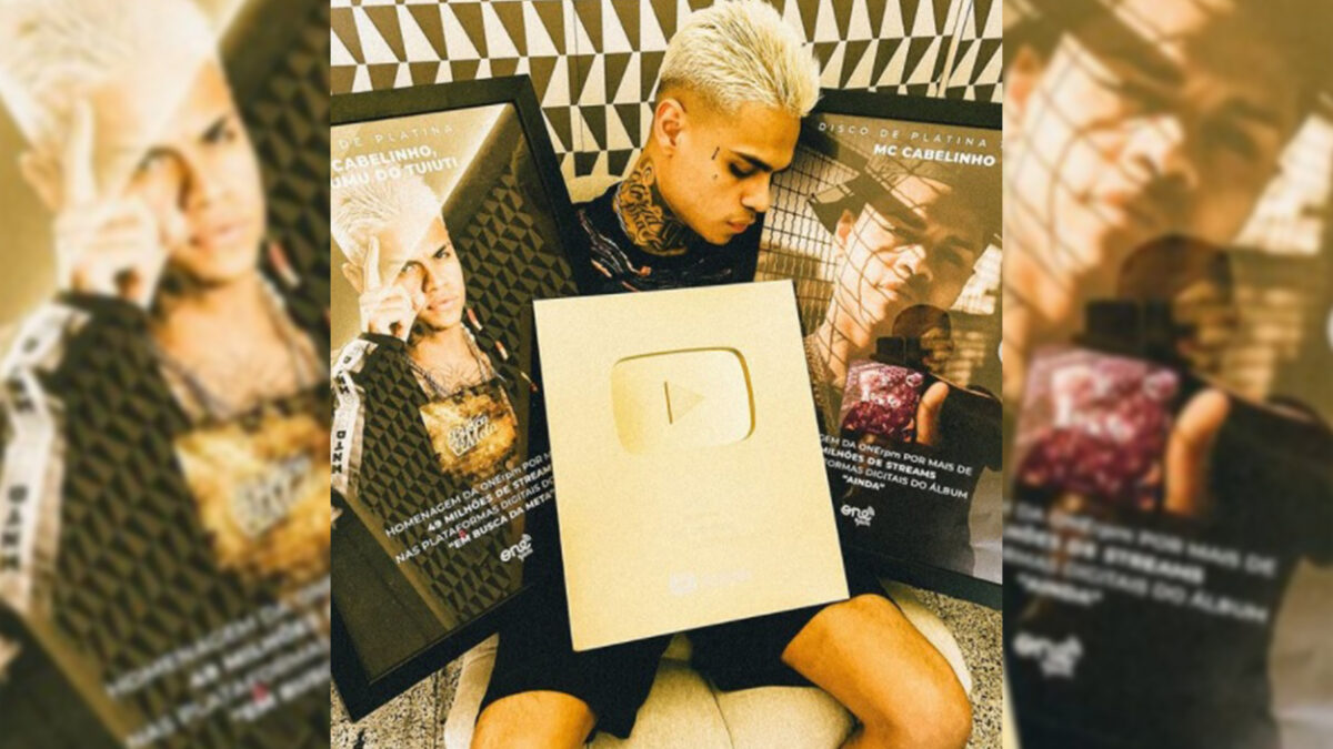 MC Cabelinho atinge 1M em seu canal no Youtube e recebe disco de platina triplo
