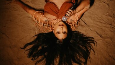 Kaê Guajajara lança primeiro álbum visual indígena da música brasileira