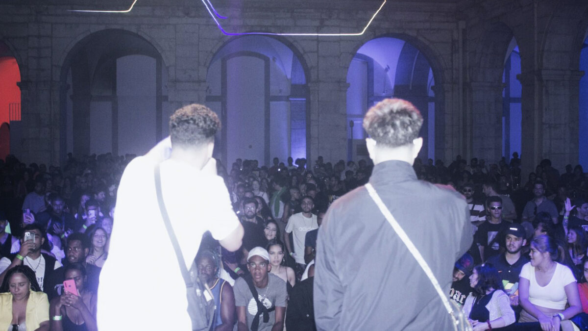 Spy Beatz e CJ realizam a abertura do primeiro show do Djonga em solo europeu