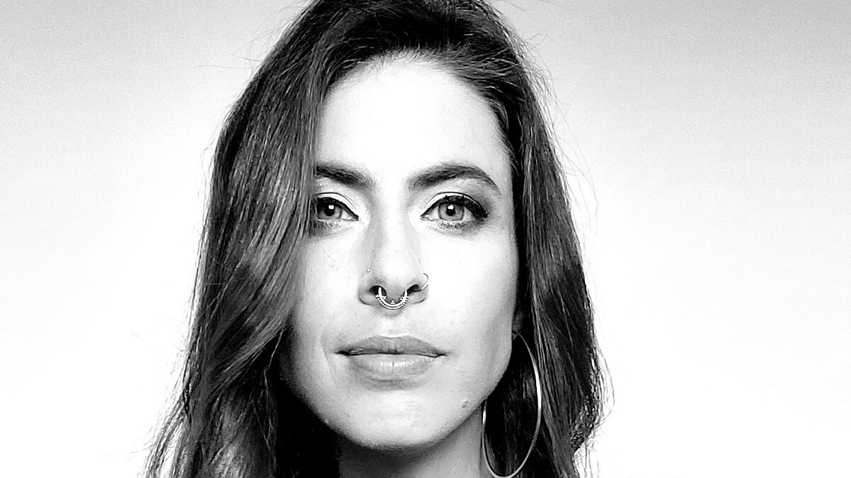 Carolina Schubert concorre ao Prêmio Profissionais da Música