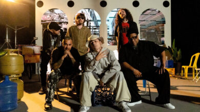 Trueno (ao centro) e os integrantes do Planet Hemp nos bastidores do clipe de “Meu Barrio” - Crédito: divulgação Som Livre