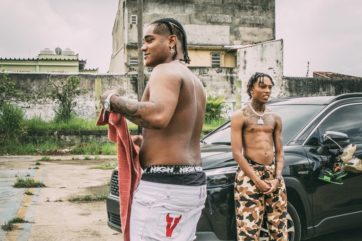 Dudu e Alee estão no clipe do single Procurado