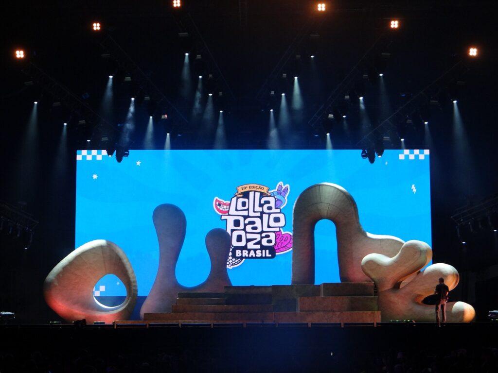 Lollapalooza dá voz a veículos independentes de rap