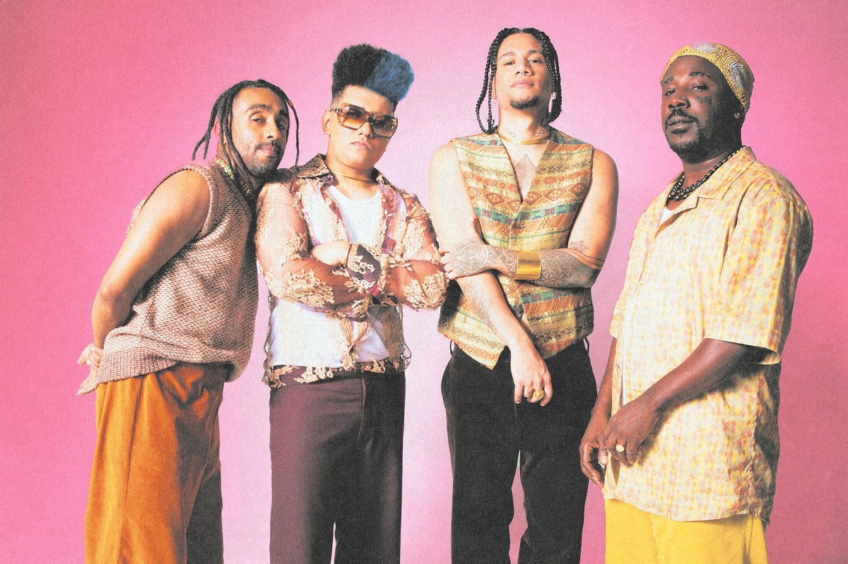 ÀTTØØXXÁ lança o disco GROOVE