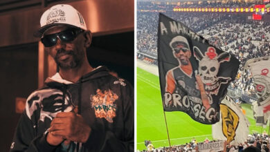 Torcida organizada do Corinthians faz homenagem ao rapper DUM DUM