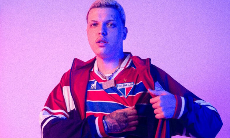 Em parceria com o trapper Arthurzim, Fortaleza EC lança clipe do hino 'Batismo Tricolor'