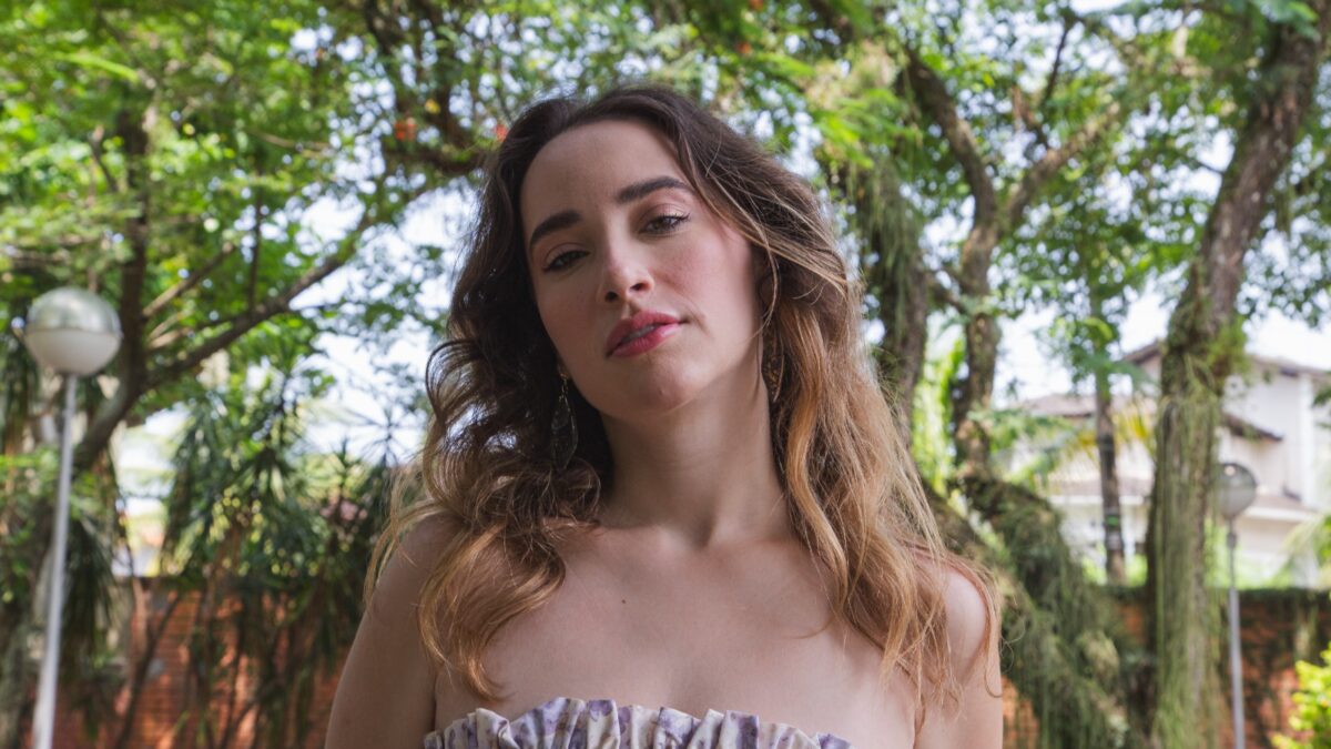 Manola lança seu primeiro EP