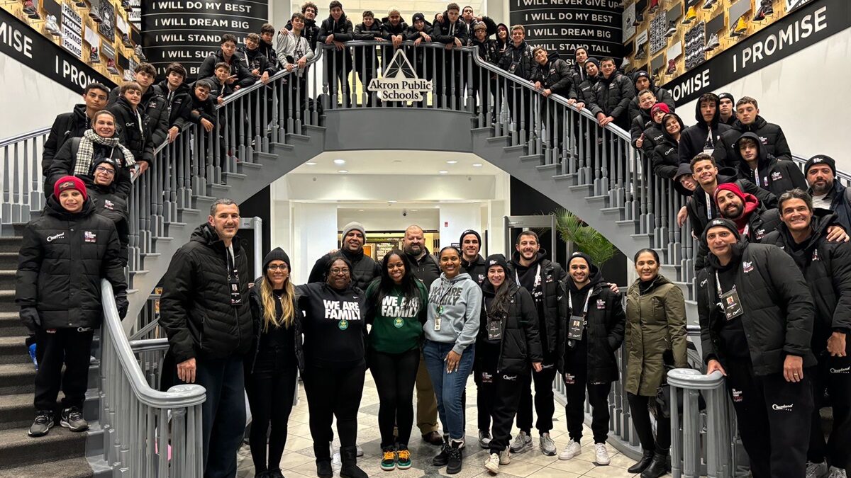 NBA Basketball School USA Camp - Cleveland Tour ganha importantes prêmios