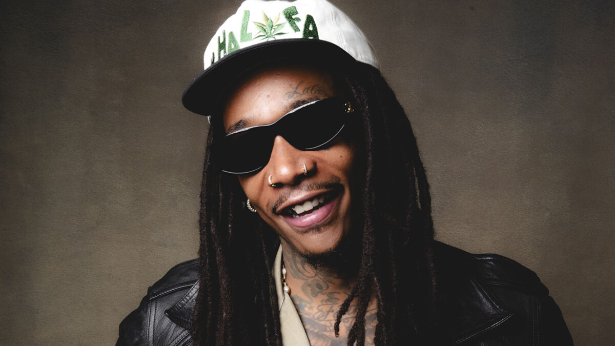 Wiz Khalifa lança “Bring Your Lungs” celebrando volta às origens