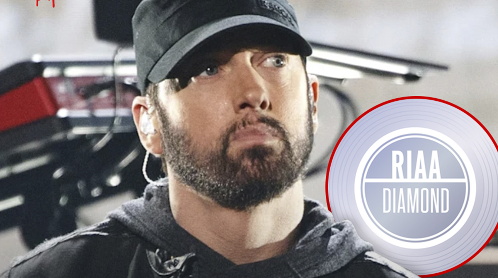 Eminem é o único rapper a conquistar três álbuns com certificação diamante