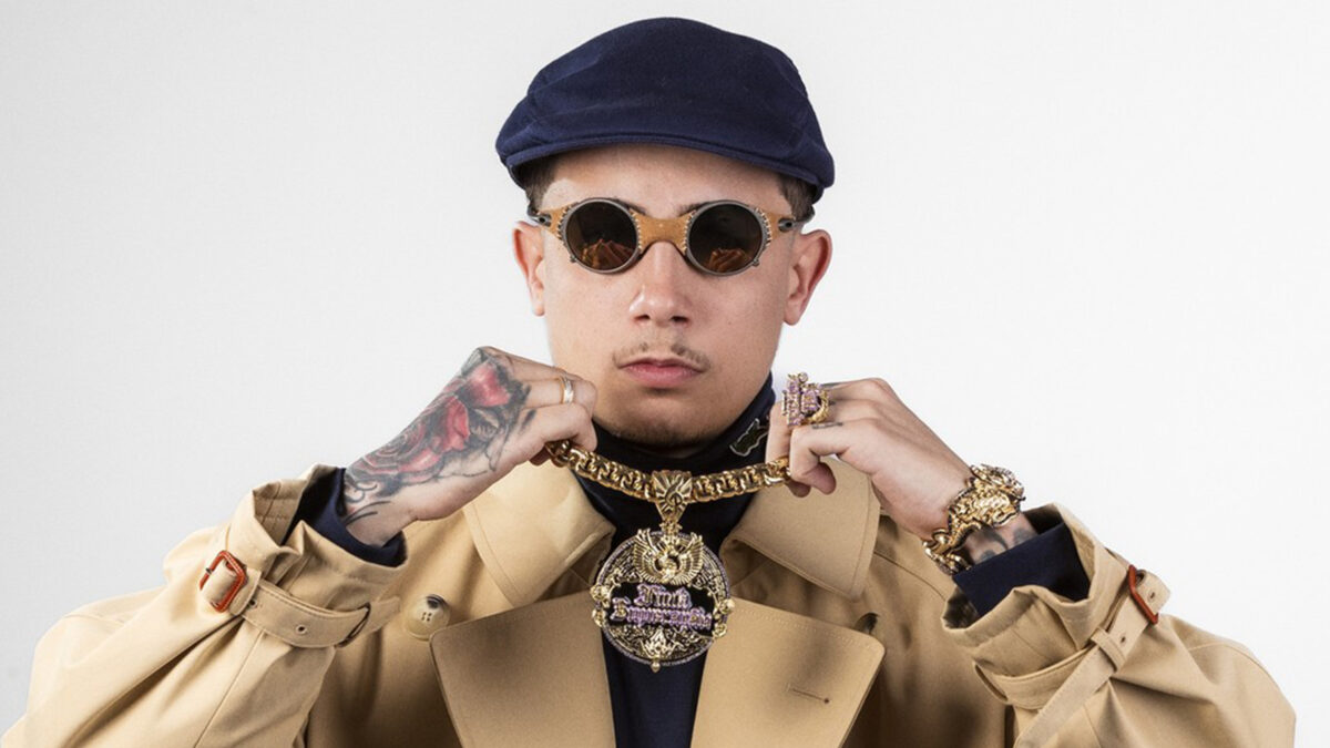 Mc Hariel no NRC+: "Funk superação" celebra um ano com vinil duplo