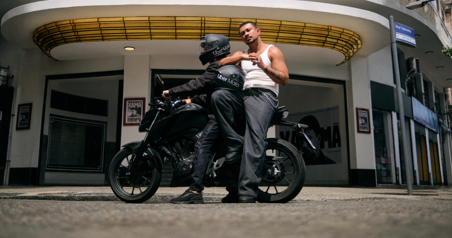 Xamã lança releitura de ‘Se Essa Rua Fosse Minha’ em parceria com Uber Moto
