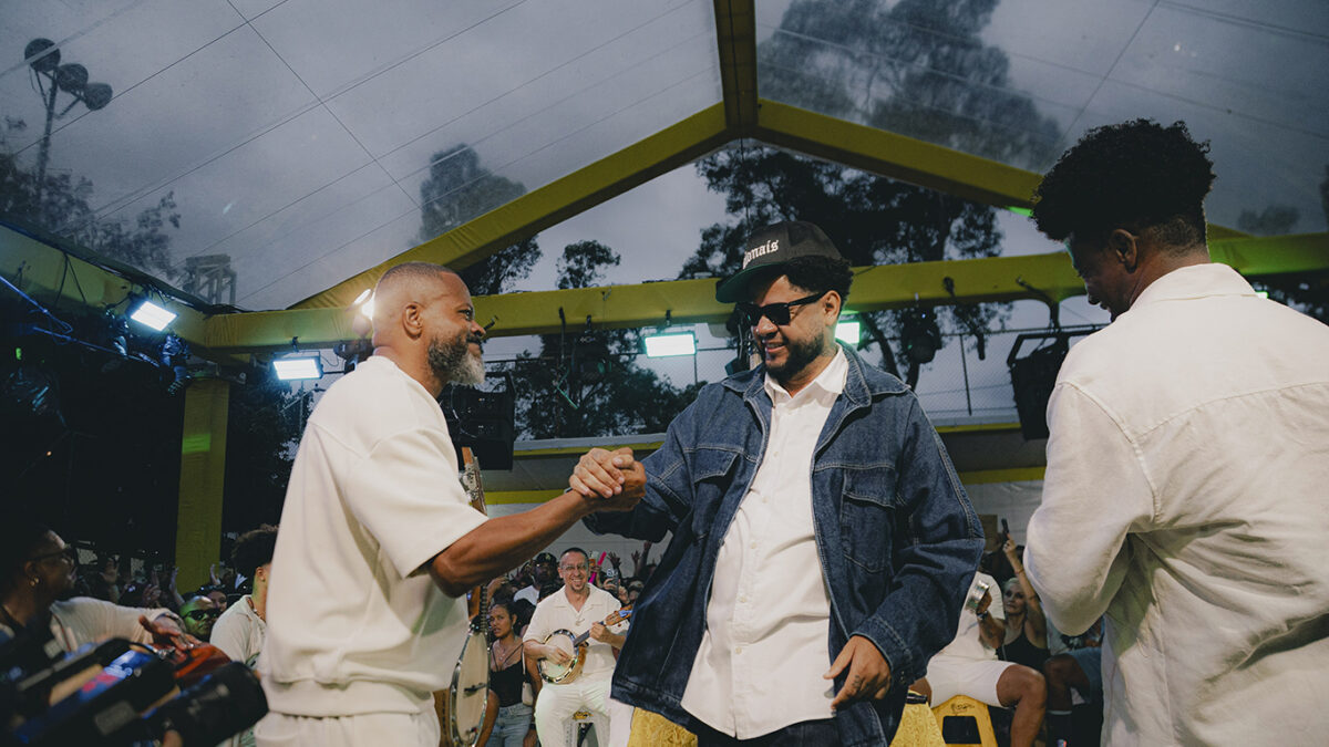 Emicida lança clipe "Us memo preto zica", gravado durante apresentação em SP