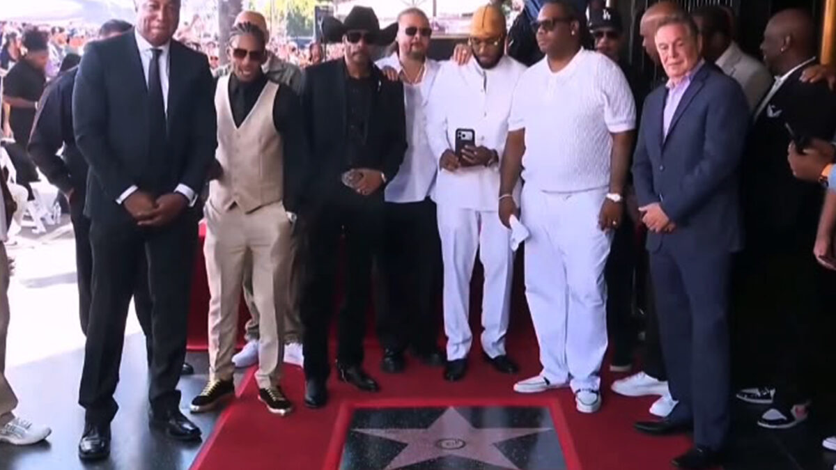 Bone Thugs-N-Harmony recebe estrela na Calçada da Fama de Hollywood