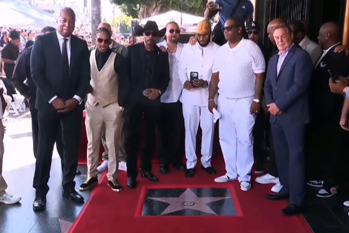 Bone Thugs-N-Harmony recebe estrela na Calçada da Fama de Hollywood