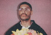 Criolo celebra 15 anos do clássico “Nó na Orelha” com turnê pelo Brasil