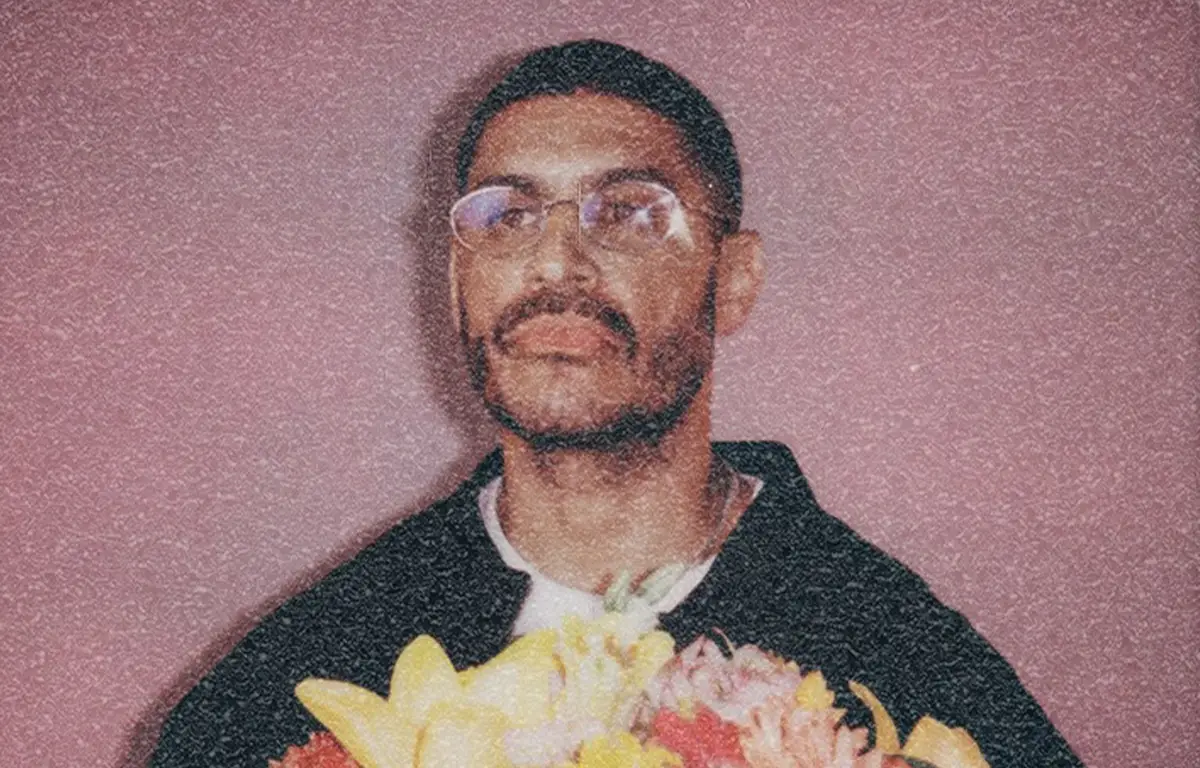 Criolo celebra 15 anos do clássico “Nó na Orelha” com turnê pelo Brasil