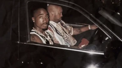 Tupac Shakur durante apresentação; rapper foi baleado em Las Vegas em 1996