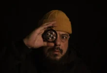 Ogi revela pesquisa de anos e faz curadoria no hip hop brasileiro em "Loopcinio Rodrigo, Vol.1"